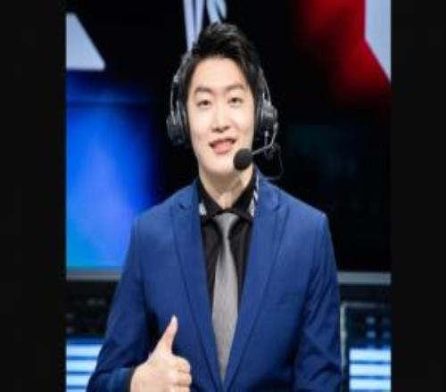 管澤元：春晚廣告也太多了吧！有一種借著大年三十狠狠吃鍍層的感覺