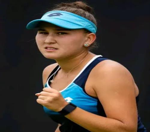 一波五連勝，轉(zhuǎn)籍便奪冠，拉希莫娃上周再成焦點人物