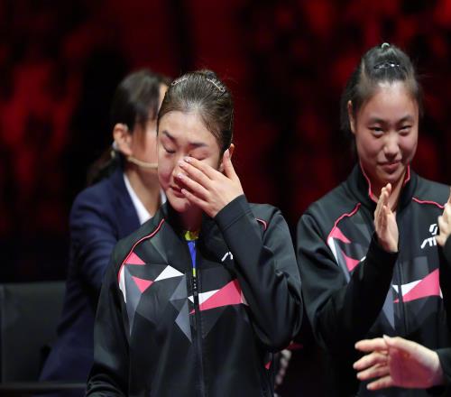 淚目！31歲陳夢時隔12年再奪冠：散養(yǎng)1年仍是王牌完成最后一舞