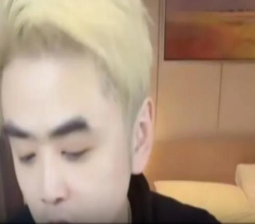 朱開：Meiko沒有消息，他今年行情不太好沒什么人過問，學弟也是