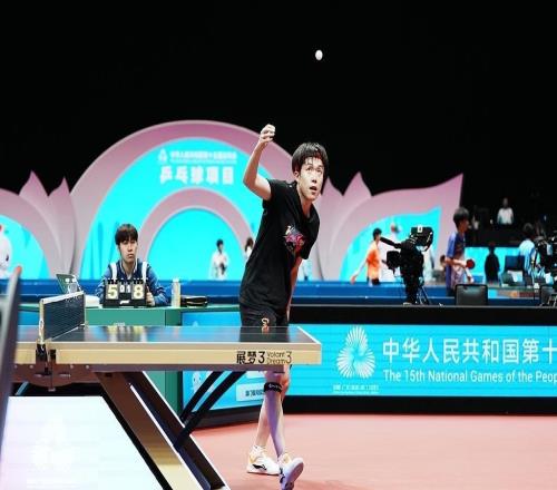 王楚欽全運會男單晉級，下一輪迎戰黃鎮廷