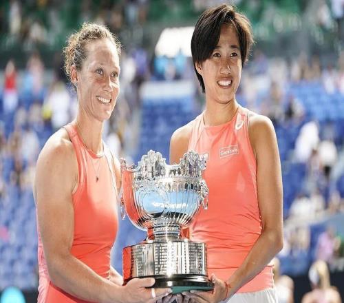 巔峰對壘！澳網女單決賽：薩巴倫卡vs萊巴金娜張帥沖擊女雙冠軍