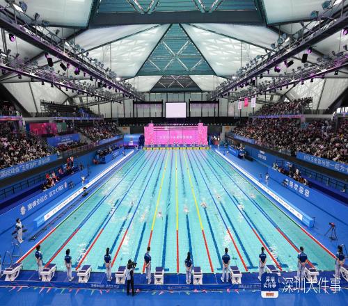 泳池逐浪群星閃耀！全運(yùn)游泳回眸半程水中鏡象