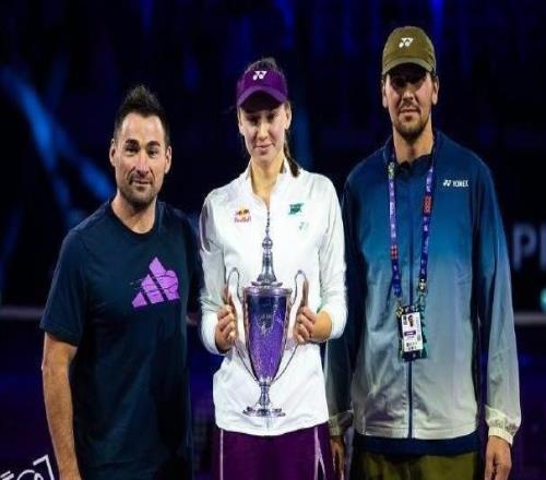 萊巴金娜奪冠后拒絕與WTA首席執(zhí)行官合影，稱原因?qū)⒈Ｃ?/>
                                </a>
                            </div>
                            <div   id=