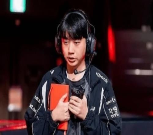 Score：18年就認識到蒙多的強大很難找訓練隊伍重點放在研究對手