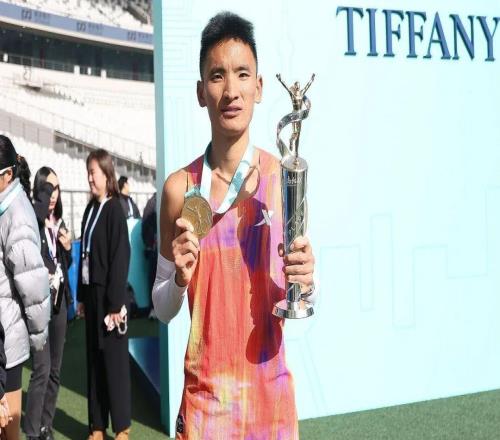 20558！豐配友打破全國(guó)馬拉松紀(jì)錄，中國(guó)男子馬拉松進(jìn)入“205時(shí)代”！