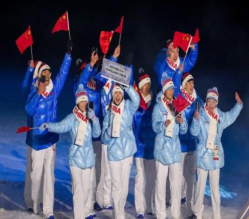 各國運動員懷揣夢想入場，米蘭冬奧會開幕式太好看了