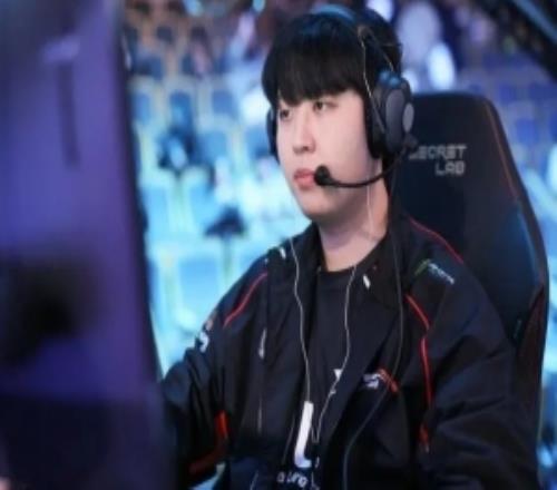 Kanavi：現(xiàn)在回到LCK隊友們打得很好生活非常舒服很好