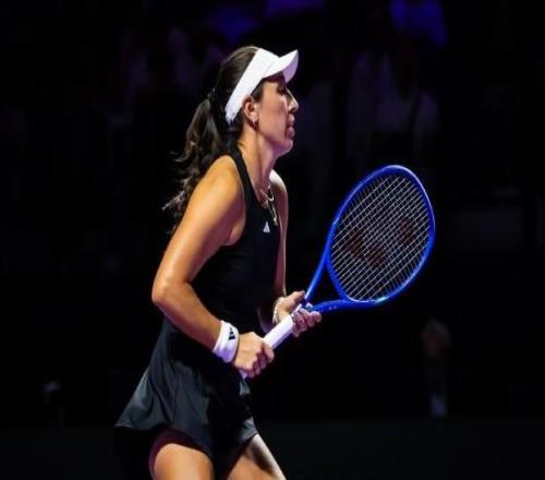 佩古拉21复仇高芙，取得WTA年终总决赛小组首胜