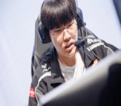 韩网热议AL扳平比分:瑞士轮的T1回来了波比之神Kael