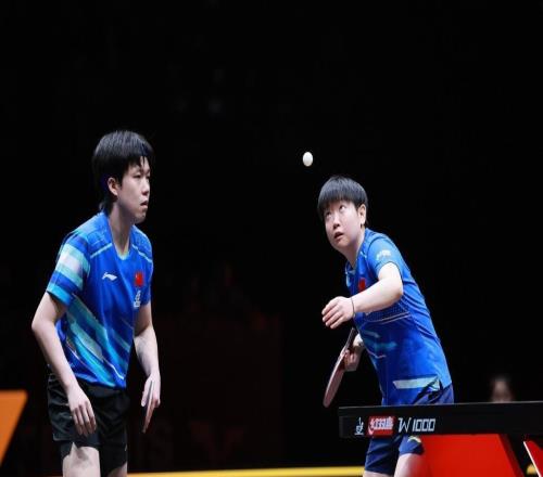 一日三賽+帶傷出戰，“莎頭”不敵韓國組合無緣混雙冠軍