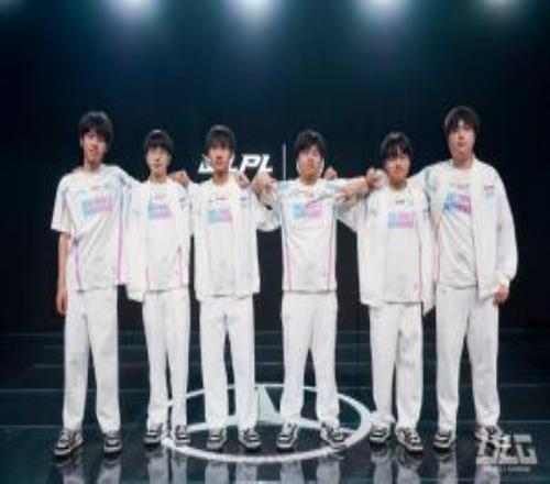 BLG超話熱議商K事件：以后直接改名夜店俱樂(lè)部得了踢tabe是他不讓去商k