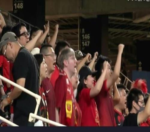 双节前不添堵，拒绝六连败！海港队用智慧、血性拼下新赛季亚冠第一分！