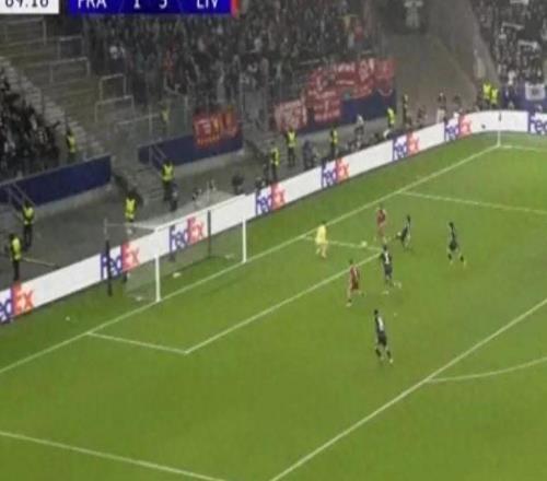 不传给维尔茨！球迷怒批萨拉赫自私行为