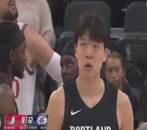 21+8！打穿开拓者内线！快船核心点评杨瀚森