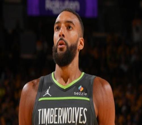 内线支柱！戈贝尔14+15+2盖帽，正负值+31冠绝全场