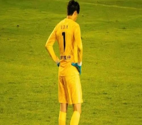 提前一轮降入中甲，长春亚泰18岁门将安智诚：像一场梦