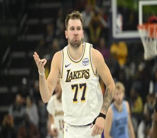 东契奇火热开局比肩NBA诸神超凡表现剑指MVP奖杯