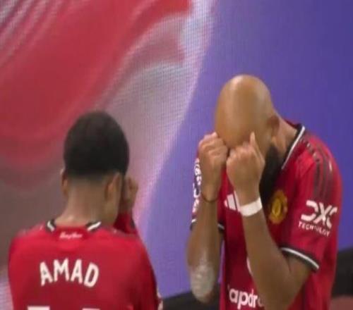 姆伯莫：我和阿马德的庆祝舞蹈来自动画片《辛普森一家》