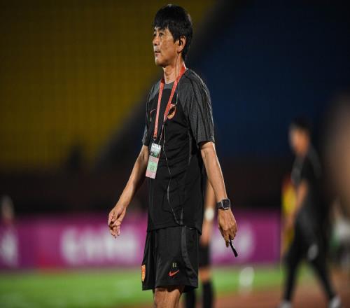 浮嶋敏希望球员能够积极应对小插曲，期待取得理想的成果_中超直播免费直播视频直播