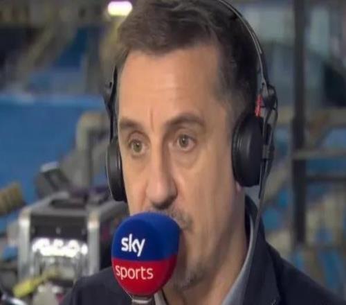 内维尔：切尔西在许多地方有明显不足，他们还未达到争冠水平