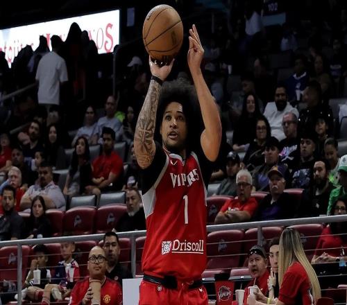 手感平平却还在疯狂出手！火箭老熟人身上到底有什么特殊的东西