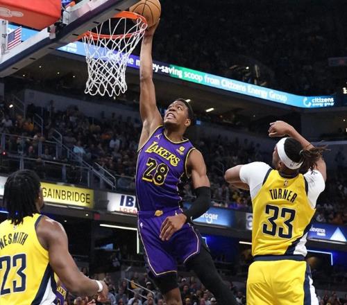 NBA杯进淘汰赛很难，不确定因素太多，掘金没进过，仅2队连续晋级