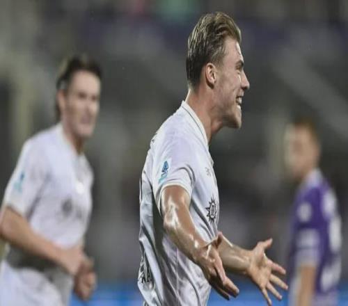 曼联旧将，“梅开二度”的霍伊伦，带队领跑意甲，尴尬吗曼联