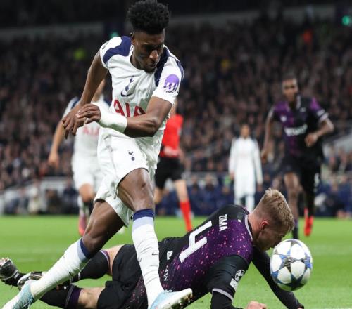 3球横扫！2点球+1乌龙球，弗兰克缔造队史神迹：欧冠主场4次零封