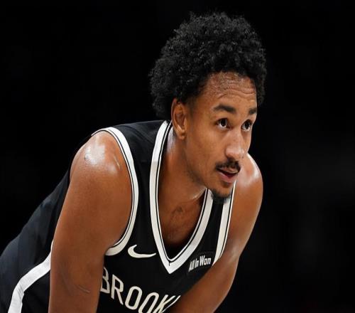 得分能力出色但防守糟糕，老鹰弃将在湖人二队的表现起伏不定