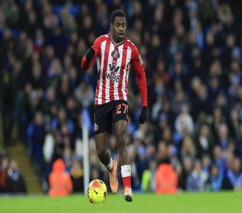 1700欧淘到宝！桑德兰小将萨迪基展现无限潜力，成为豪门关注目标