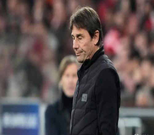 罗体：因航班文件问题，从沙特返回的意甲球迷被扣留几个小时