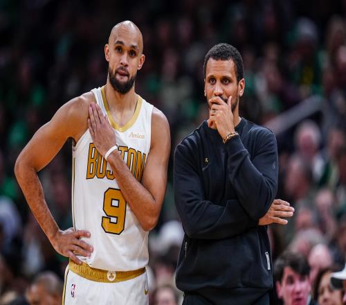 马祖拉：怀特的角色越来越重要防守全面得像是打了鸡血_NBA直播