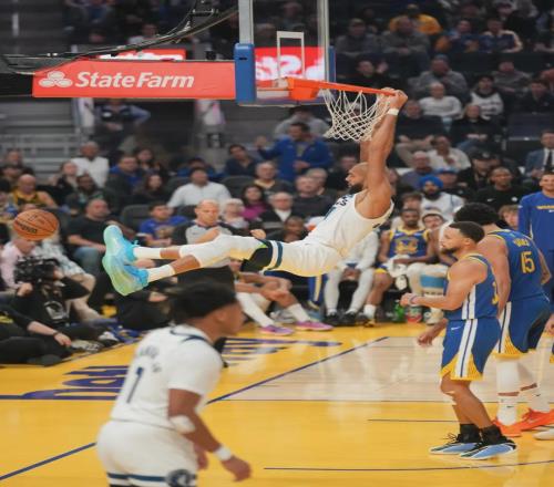 怒砍6分！批评全队！10换1大交易成了笑话