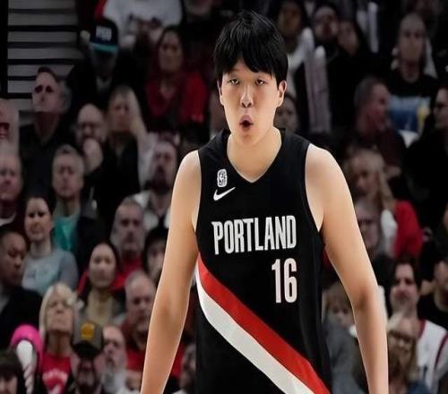 开拓者轻取鹈鹕杨瀚森爆砍0分毫无亮点，别再埋怨斯普利特了