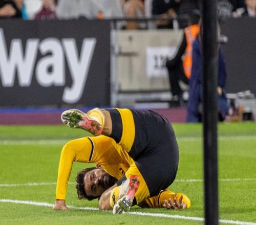 记者关于新冠期间迭戈科斯塔对着观众咳嗽两天后我确诊的报道_西甲直播