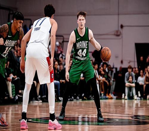 进攻效率很不理想，凯尔特人后场新秀在发展联盟也打得有些吃力