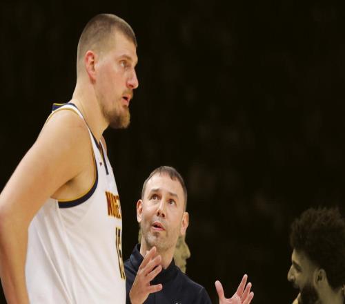 掘金主帅：我理解65场评奖规则，但约基奇之前真的从不缺席