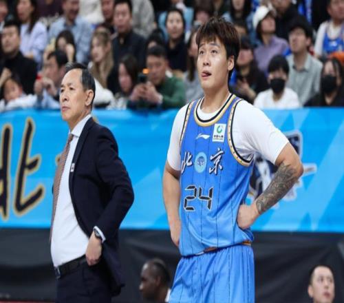 赵睿受伤缺阵，北京首钢队4战3败，许利民指导接近下课