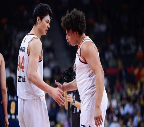 CBA排名又变天！上海连克劲敌杀回第2，广东第3，辽宁输球跌第10