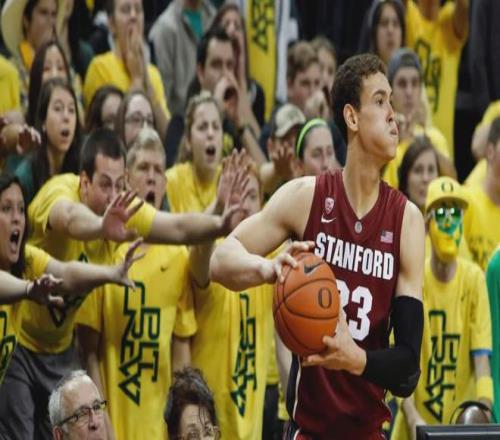 带着母亲遗愿战斗12年，交易添头成了队魂