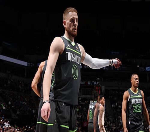 先发控卫的表现一塌糊涂，森林狼还是没有解决球队最薄弱的一环