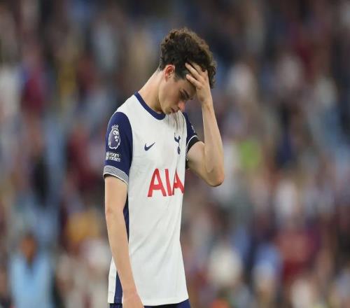 2亿豪赌！热刺把命交给英超菜鸟，图多尔首战即地狱，输球=崩盘