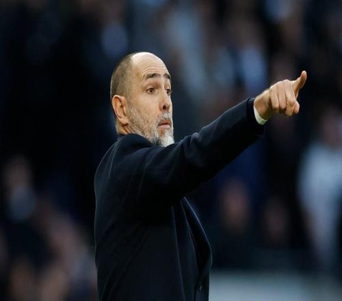 自2007年11月以来，热刺首次单赛季英超连续9场不胜