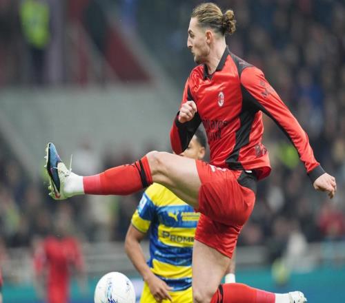 爆冷！80分钟绝杀，AC米兰轰然倒下，争冠希望渺茫，国米优势巨大