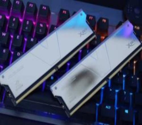 赶上金价DDR5内存价格暴涨170%分销商强制搭售一块主板！