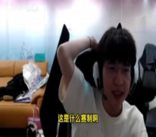 Xun哥也骗我们啊！Elk直播的时候曾和Xun聊到JDG亚洲邀请赛21出线没问题