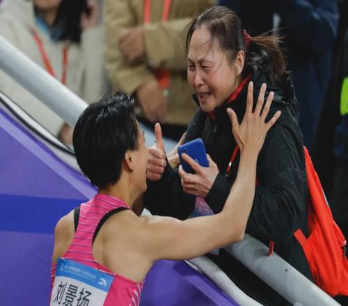 刘景扬夺冠命运终于给了孤勇者一颗糖