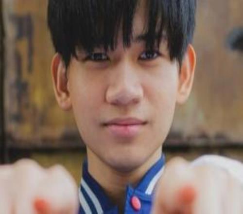 狠狠地交上学费！HongQ三局被打出对位差距三局战绩合计141316！