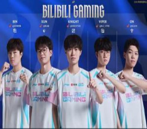 赶紧把T1给我叫过来！BLG击败WBG豪取四连胜位列登峰第一